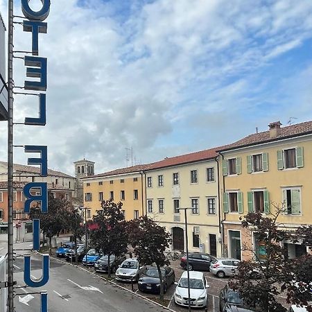 Hotel Friuli Cervignano del Friuli Buitenkant foto